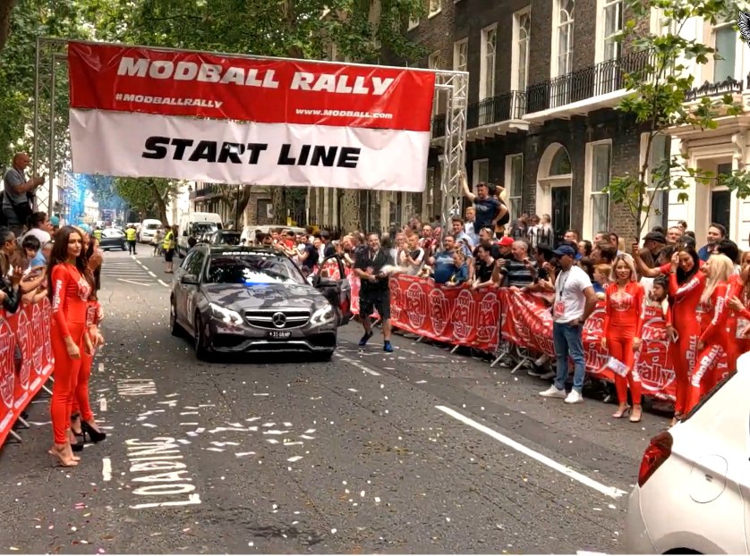 Ligne de départ du Modball Rally à Londres